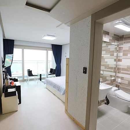 The Four Hills Jeju Hotell Exteriör bild