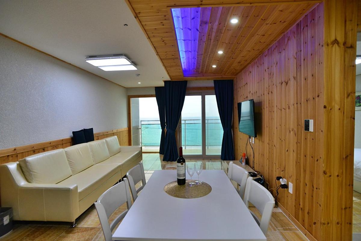 The Four Hills Jeju Hotell Exteriör bild