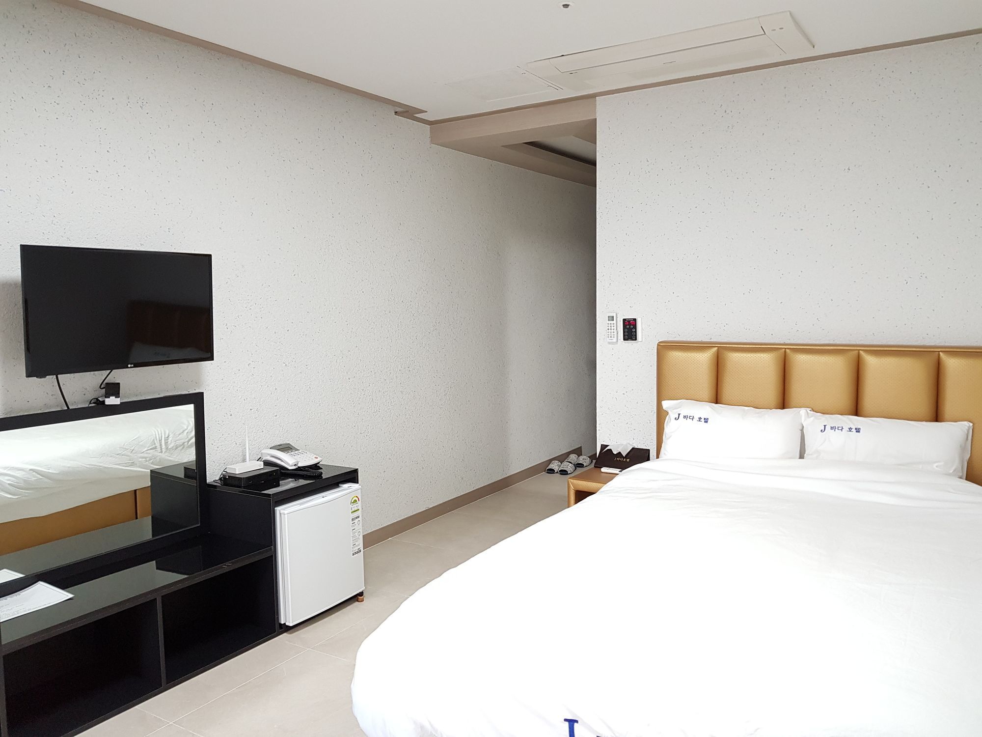 The Four Hills Jeju Hotell Exteriör bild